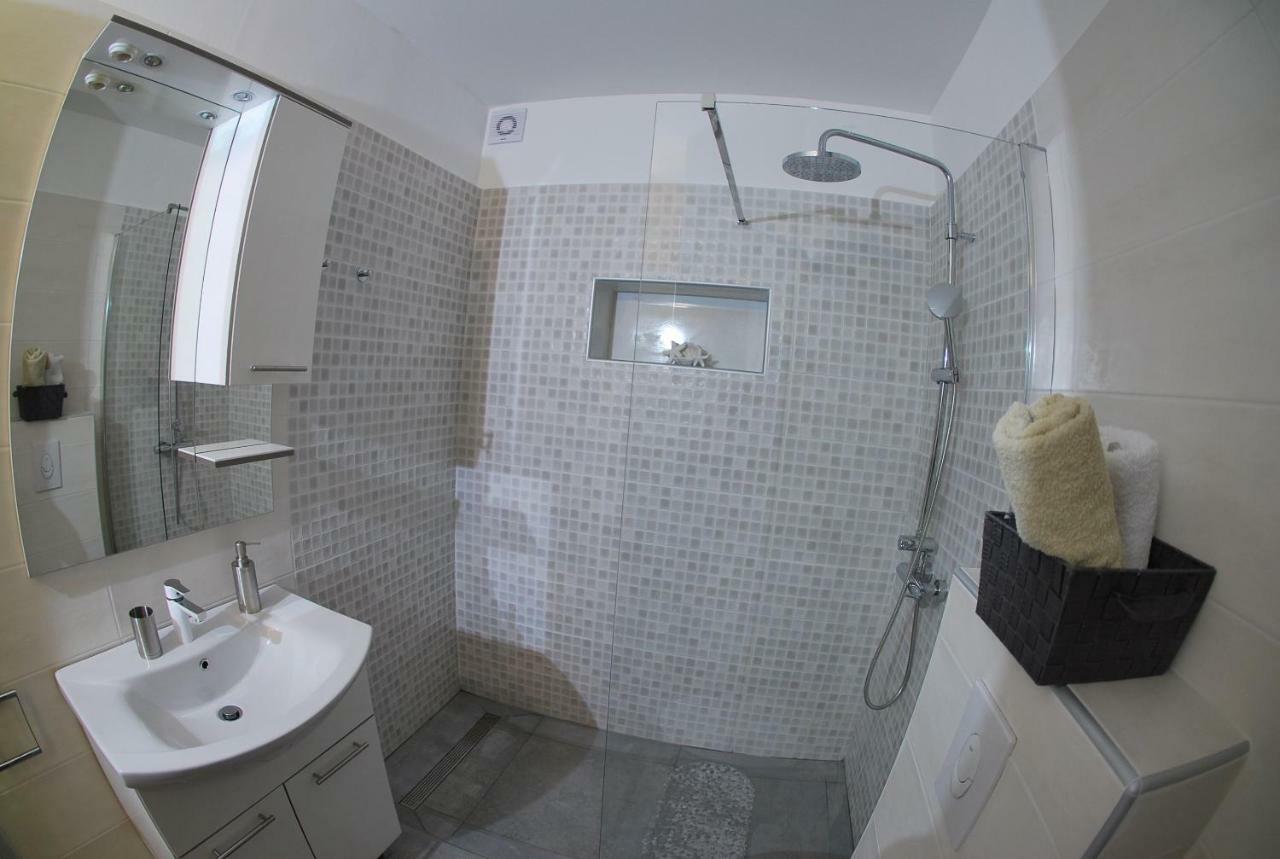 Apartman Ruzica 马卡尔斯卡 外观 照片
